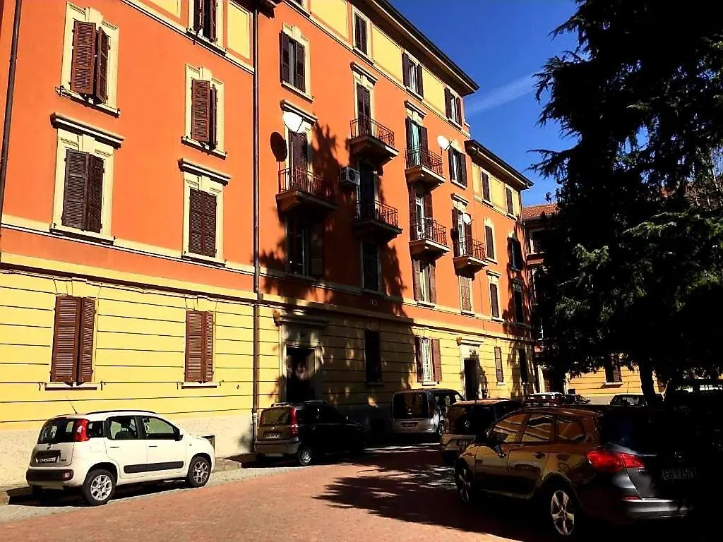Residenza Centro-Lame联系方式